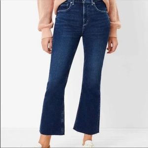 NWT loft 32/14 Curvy High Waist/Rise Flare Crop Jeans Raw Hem Dark Wash 0386